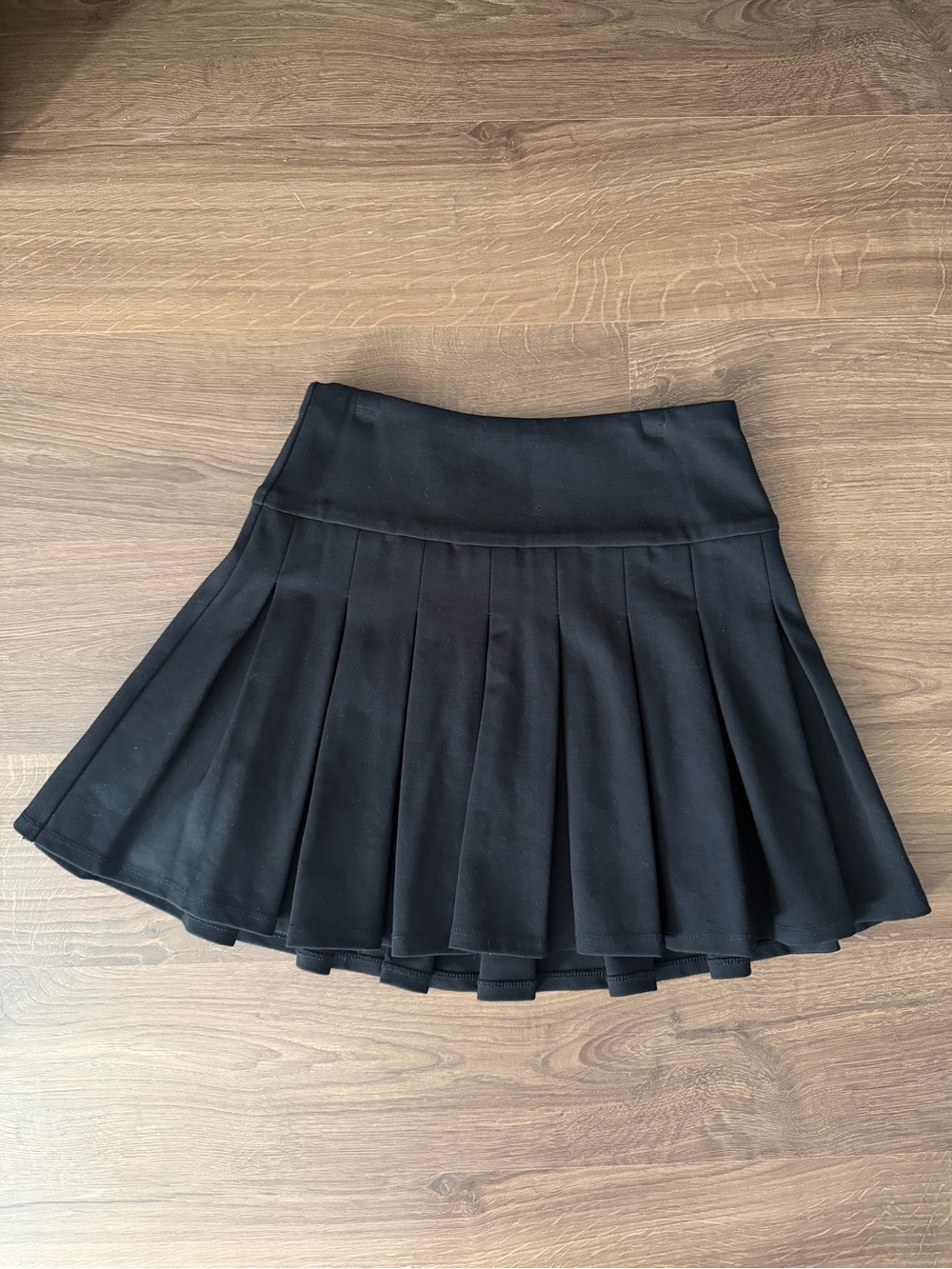 Classic Black Pleated Women's Skirt